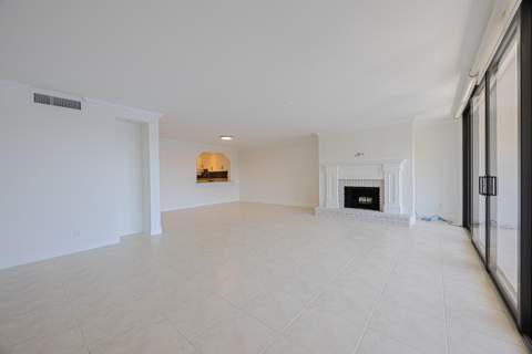 801 Palm Trail #9, Delray Beach FL - photo 9 of 35