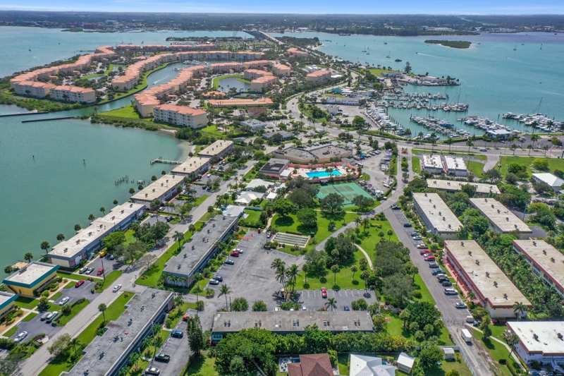 2 bedroom Condominium at 1181 Carlton Court #106, Colonnades Condominium No 8, Fort Pierce — photo 1