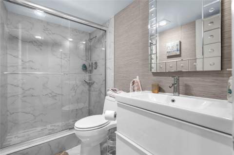 400 Oaks Lane #115, Pompano Beach FL - photo 14 of 32