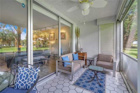 400 Oaks Lane #115, Pompano Beach FL - photo 21 of 32