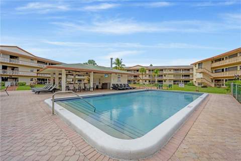 5300 Washington Street #108d, Hollywood FL - photo 22 of 34