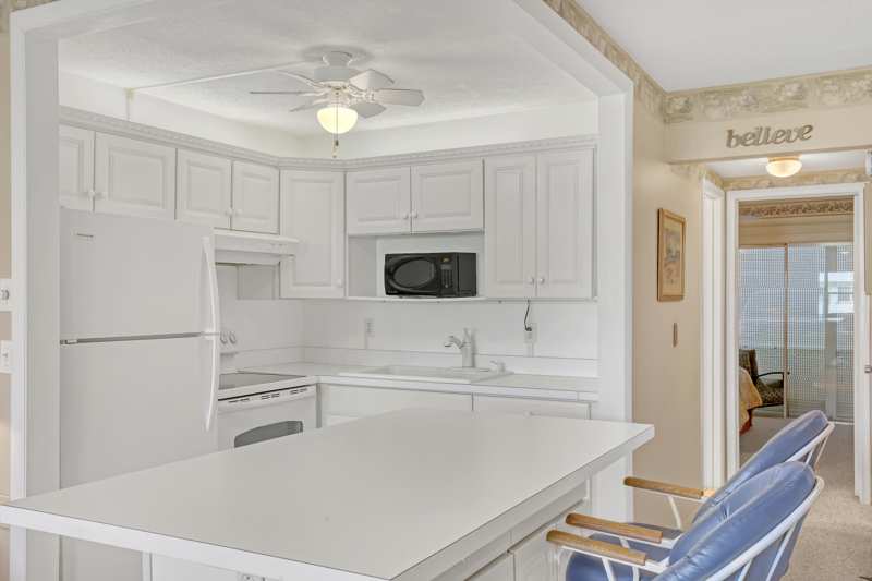1 bedroom Condominium at 680 Horizon #110, Sterling Village 680 Condo, Boynton Beach — photo 1