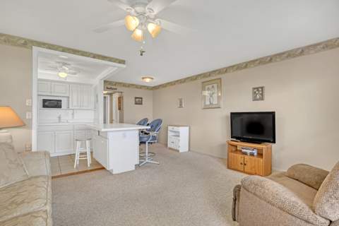 680 Horizon #110, Boynton Beach FL - photo 10 of 55