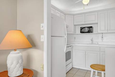 680 Horizon #110, Boynton Beach FL - photo 14 of 55