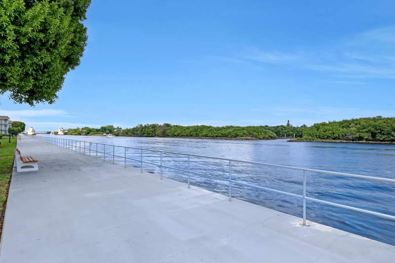 1 bedroom Condominium at 680 Horizon #110, Sterling Village 680 Condo, Boynton Beach — photo 2