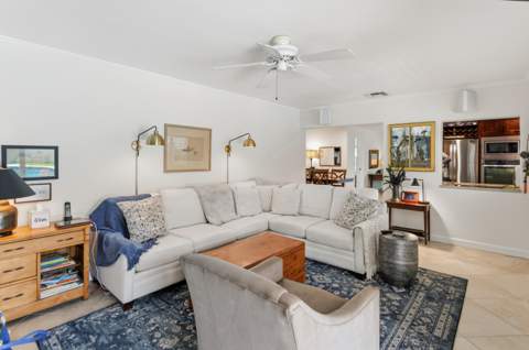 1420 NE 42nd Court, Oakland Park FL - photo 13 of 37