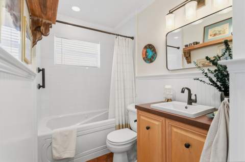 1420 NE 42nd Court, Oakland Park FL - photo 23 of 37