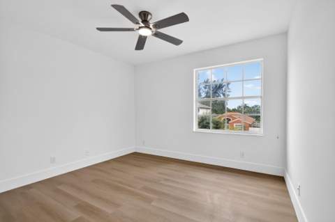 7823 Springfield Lake Drive, Lake Worth FL - photo 19 of 74
