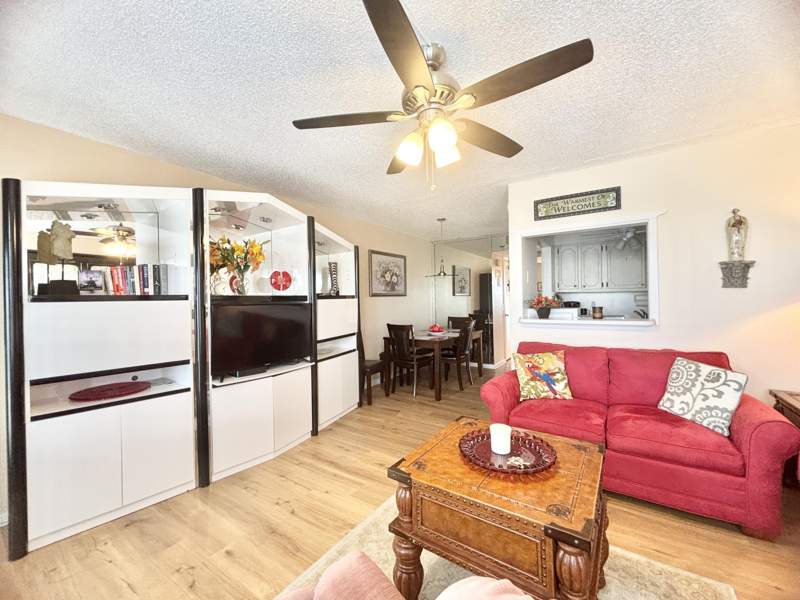 1 bedroom Condominium at 4010 Harwood C, Harwood C Condo, Deerfield Beach — photo 2