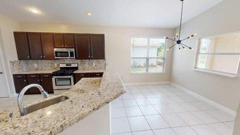 895 SW Lake Charles Circle, Port St. Lucie FL - photo 10 of 76