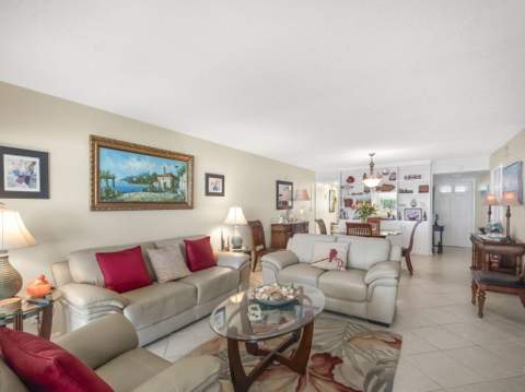 52 Yacht Club Drive #103, North Palm Beach FL - photo 9 of 18