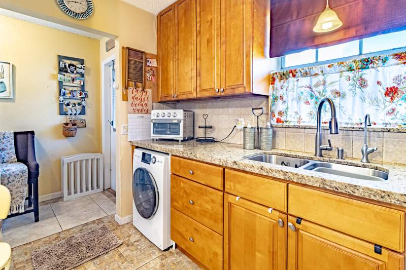 2 bedroom Condominium at 849 Salem Lane, Covered Bridge Condo, Lake Worth — photo 3