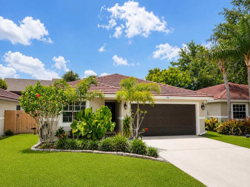 3 bedroom Single Family Residence at 12280 Dartmoor Drive, Wellington Downs, Wellington — photo 1