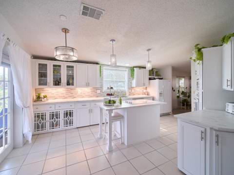 8126 Meadowlark Lane, Port St. Lucie FL - photo 7 of 26
