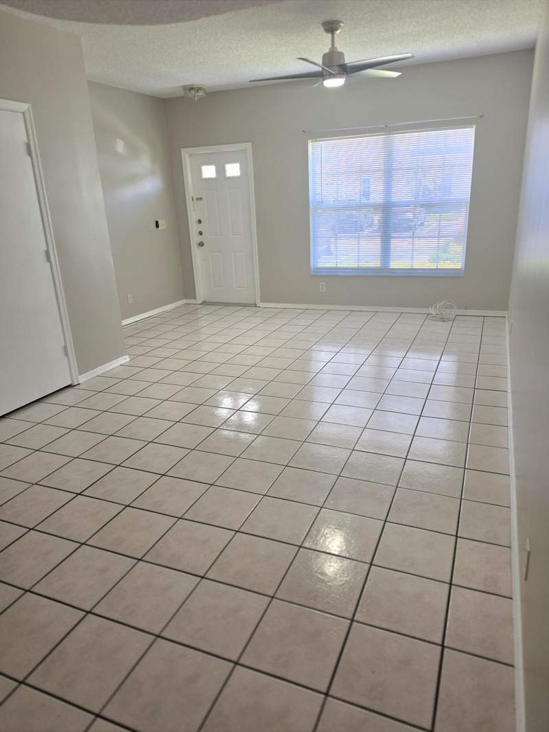 2 bedroom Townhouse at 51 Whitehead Circle #51, Coconuts at Bonaventure, Weston — photo 3