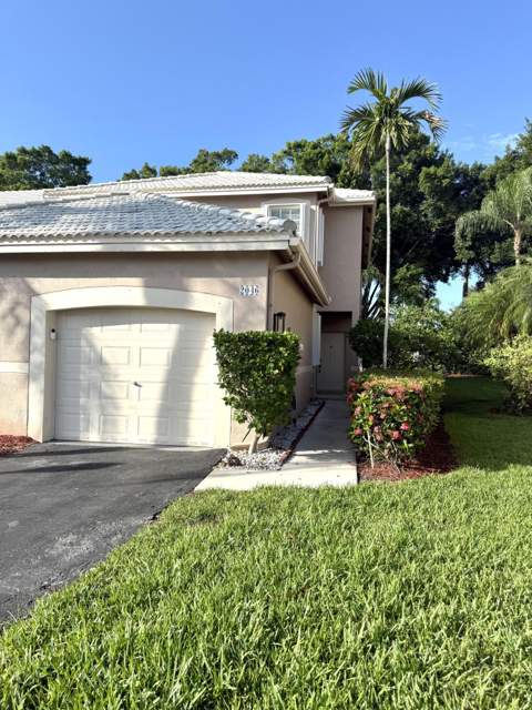 2046 Madeira Drive, Weston FL - photo 23 of 36