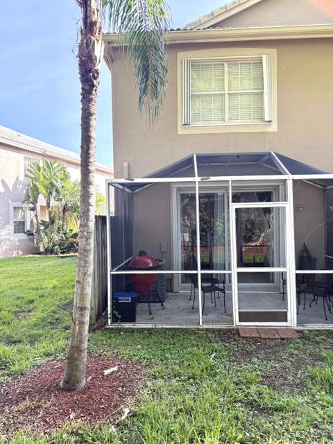 2046 Madeira Drive, Weston FL - photo 24 of 36