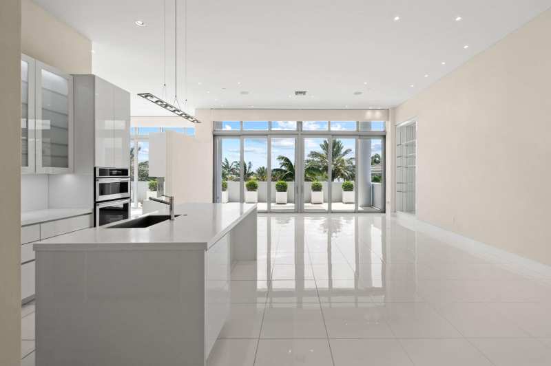 2 bedroom Condominium at 2 Water Club Way #301, Water Club North Palm Beach Condo, North Palm Beach — photo 1