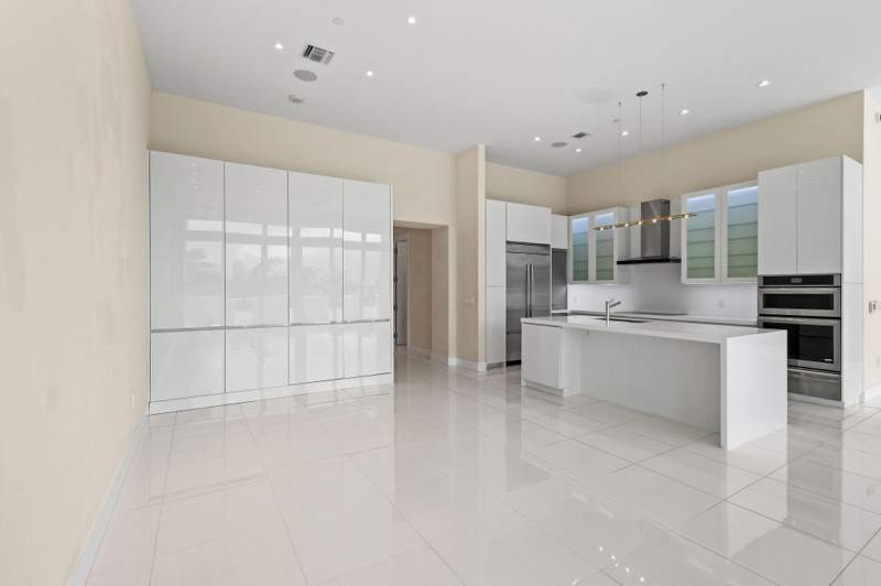 2 bedroom Condominium at 2 Water Club Way #301, Water Club North Palm Beach Condo, North Palm Beach — photo 5