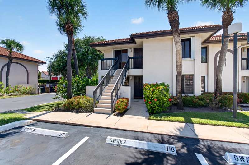 2 bedroom Condominium at 351 Club Circle #101, San Remo Golf & Tennis Club Condo, Boca Raton — photo 1