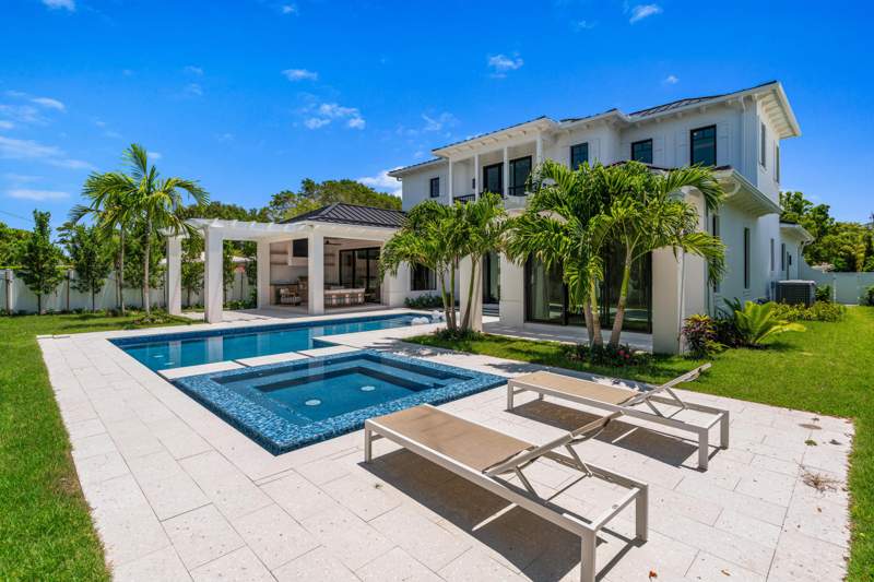 4 bedroom Single Family Residence at 720 NW 3rd Avenue, Lakeview Heights Unit 1 Delray, Delray Beach — photo 4