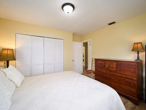 175 Lake Susan Lane, West Palm Beach FL - photo 18 of 43