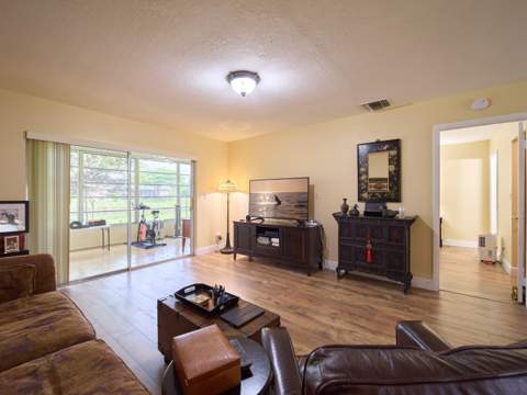 175 Lake Susan Lane, West Palm Beach FL - photo 6 of 43