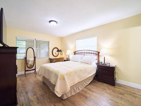 175 Lake Susan Lane, West Palm Beach FL - photo 14 of 43