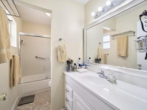 175 Lake Susan Lane, West Palm Beach FL - photo 16 of 43