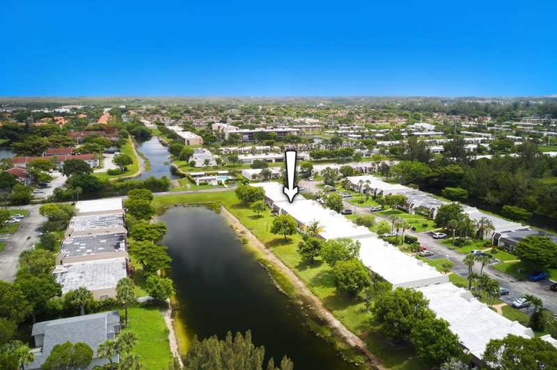 2 bedroom Villa at 175 Lake Susan Lane, Golden Lakes Village Condo, West Palm Beach — photo 1