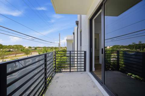 1542 NW 1st Avenue, Pompano Beach FL - photo 16 of 24