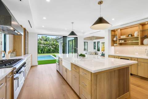 317 Greymon Drive, West Palm Beach FL - photo 8 of 32