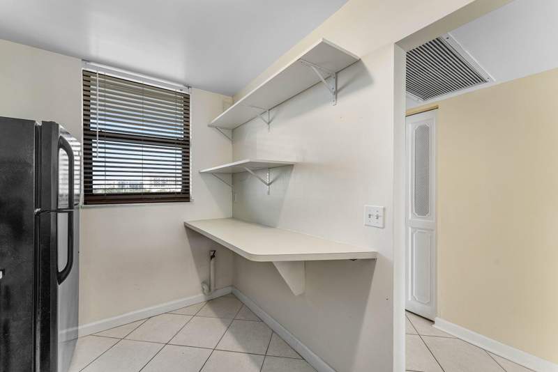 2 bedroom Condominium at 3545 S Ocean Boulevard #405, Palm Beach Harbour Club Condo, South Palm Beach — photo 5