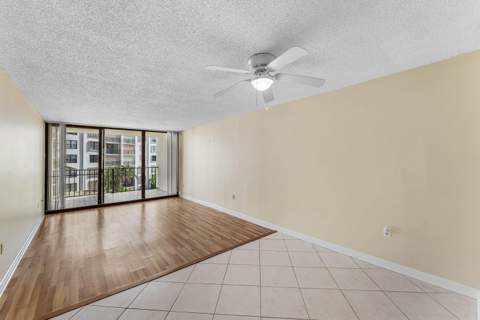 3545 S Ocean Boulevard #405, South Palm Beach FL - photo 11 of 41