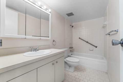 3545 S Ocean Boulevard #405, South Palm Beach FL - photo 21 of 41