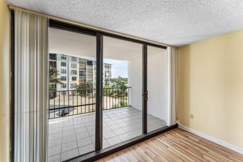 3545 S Ocean Boulevard #405, South Palm Beach FL - photo 24 of 41