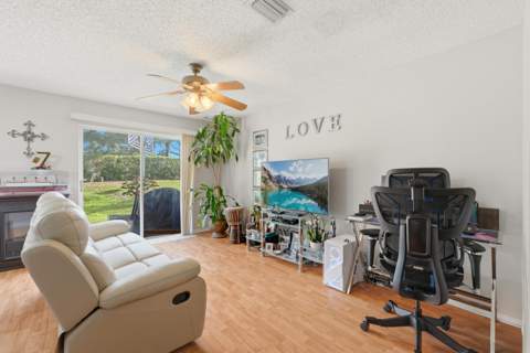 6929 Willow Creek Run, Lake Worth FL - photo 9 of 29