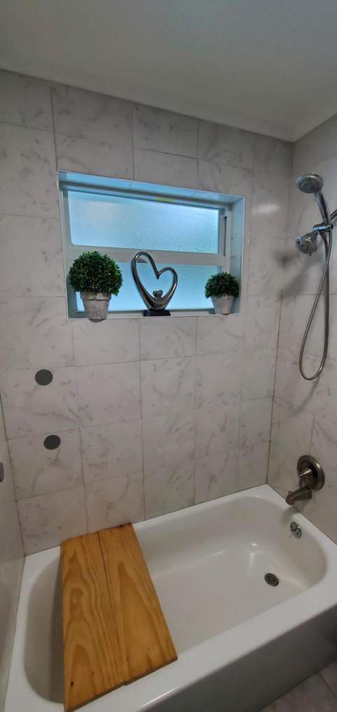 3800 NE 4th Avenue, Deerfield Beach FL - photo 23 of 33