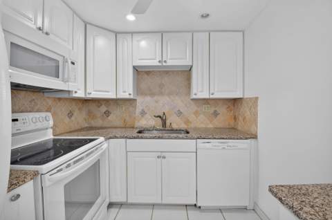 200 Normandy E #200, Delray Beach FL - photo 8 of 53