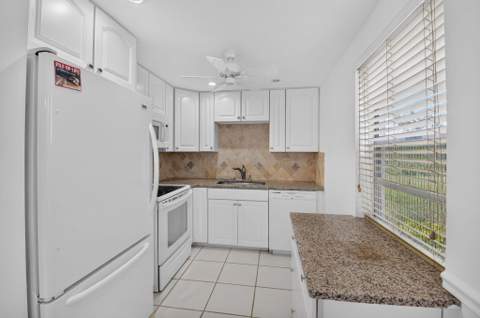 200 Normandy E #200, Delray Beach FL - photo 6 of 53