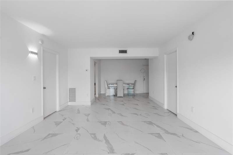 2 bedroom Condominium at 4164 Inverrary Drive #412, Manors Of Inverrary Xii, Lauderhill — photo 3