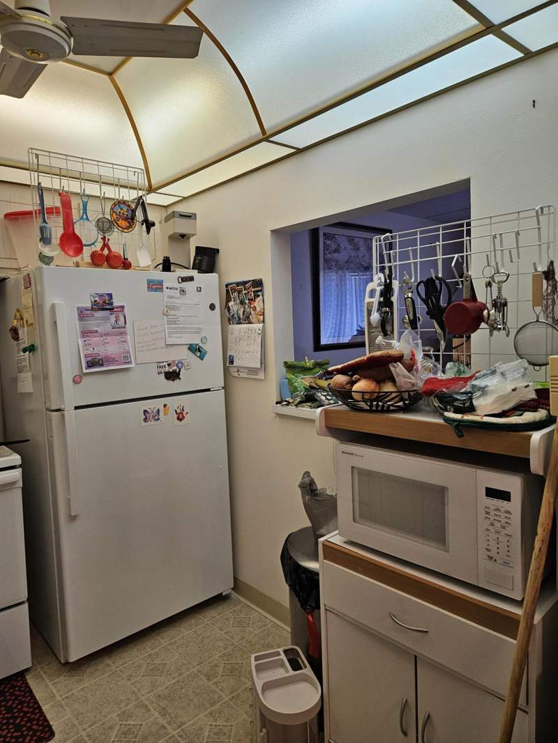1 bedroom Condominium at 300 Village Green Circle #302, Village Green Sussex Condo, Palm Springs — photo 4