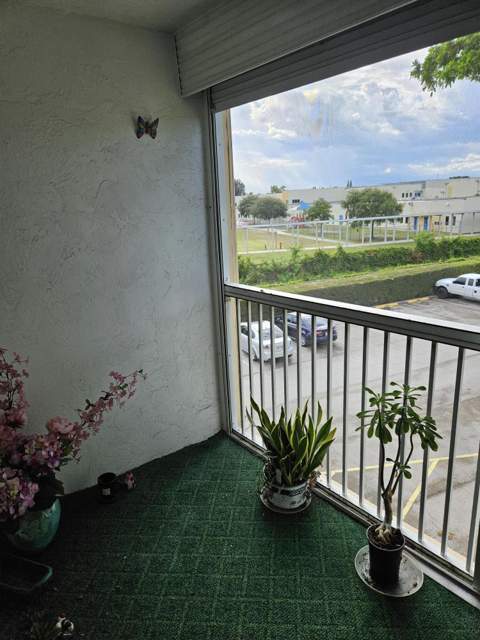 300 Village Green Circle #302, Palm Springs FL - photo 10 of 20