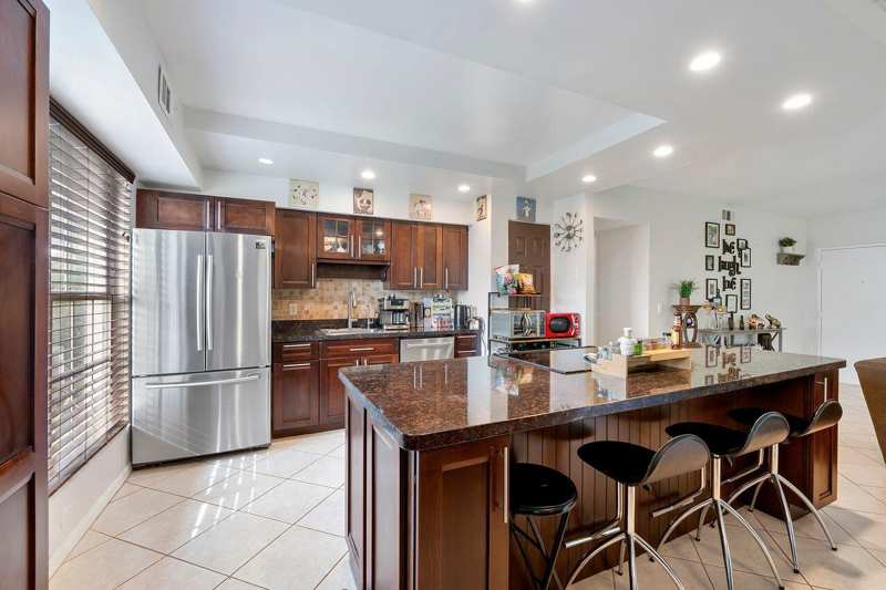 3 bedroom Condominium at 6237 Old Court Road #104, Lakes Of Woodhaven I And II Condo, Boca Raton — photo 1