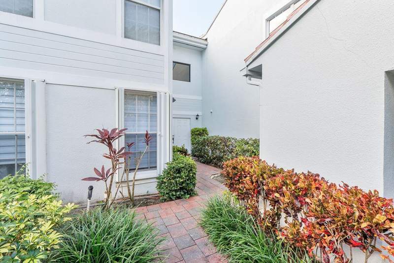 3 bedroom Condominium at 6237 Old Court Road #104, Lakes Of Woodhaven I And II Condo, Boca Raton — photo 4