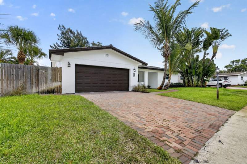 3 bedroom Single Family Residence at 1408 Cochran Drive, Lake Osborne Manor, Lake Worth Beach — photo 3