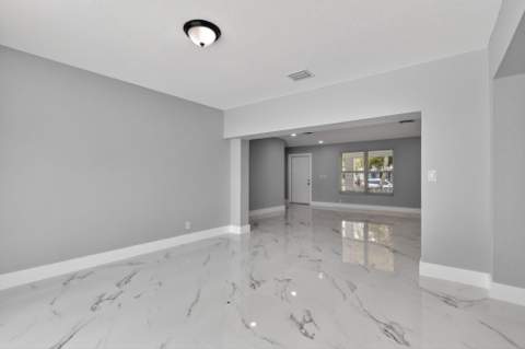 1408 Cochran Drive, Lake Worth Beach FL - photo 13 of 49