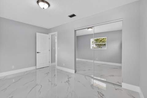 1408 Cochran Drive, Lake Worth Beach FL - photo 23 of 49