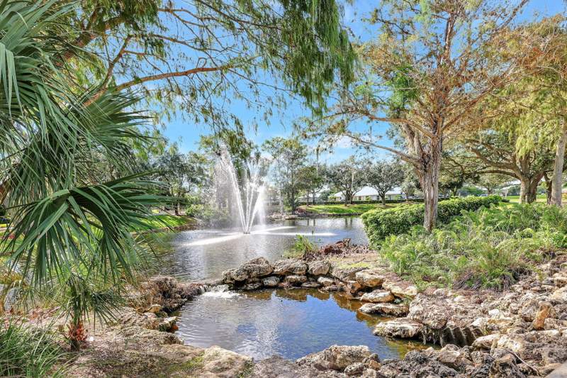 2 bedroom Townhouse at 2433 SW Danbury Lane, The Meadows At Martin Downs, Palm City — photo 5