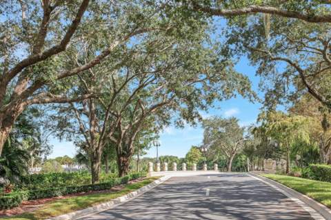 2433 SW Danbury Lane, Palm City FL - photo 7 of 45